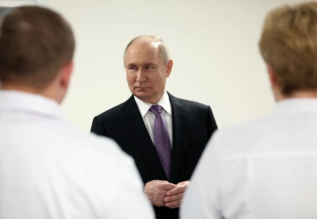 Путін відвідує онкологічну клініку в Тулі 2 лютого 2024 року