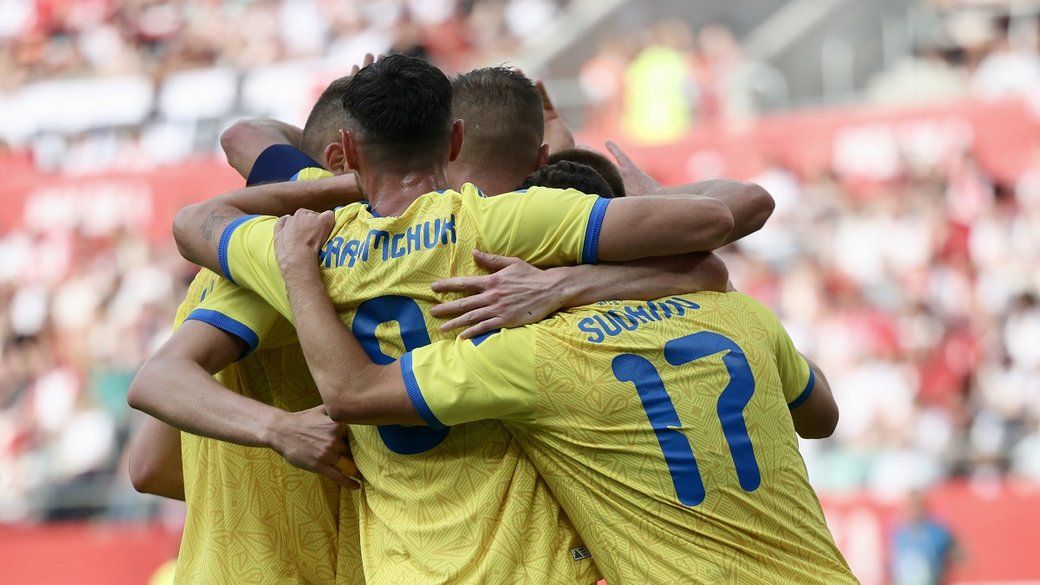 Збірна України Футбол
