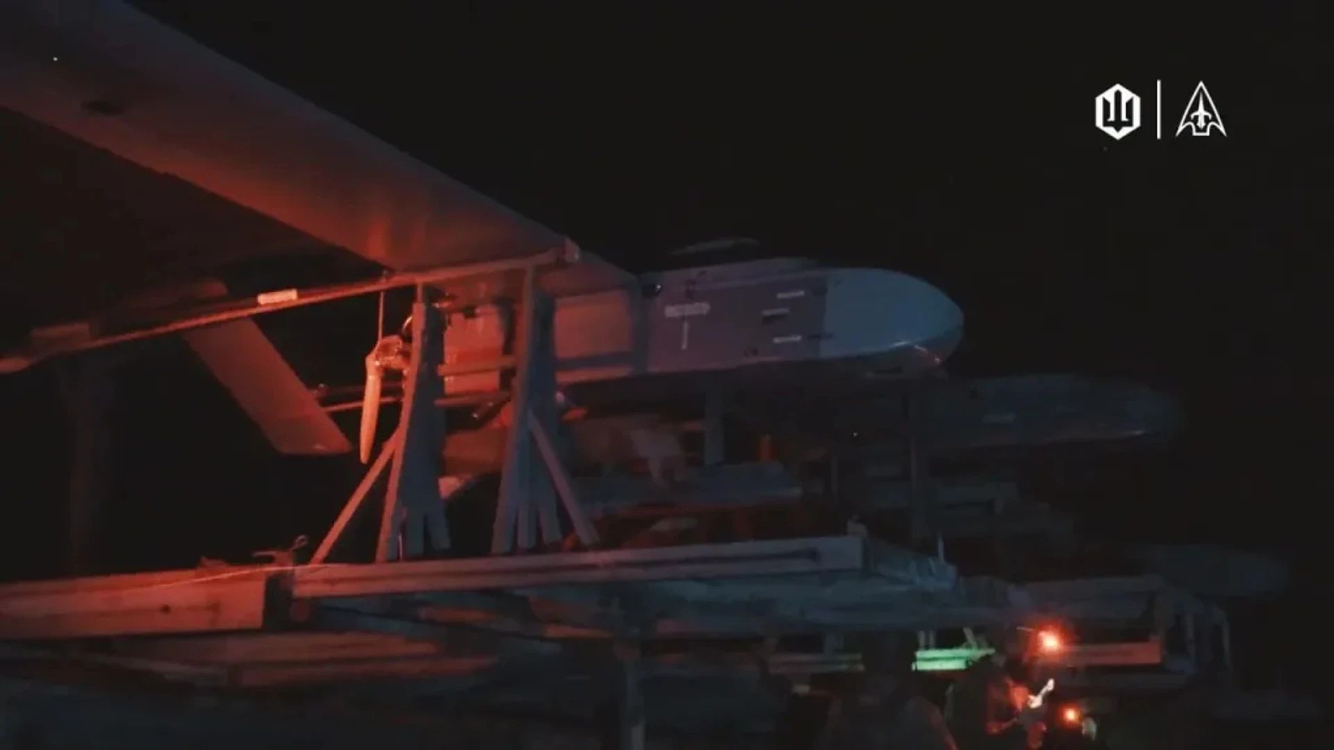 Дрон FP-2 на пусковой СБС Дрон FP-2 на пусковой СБС