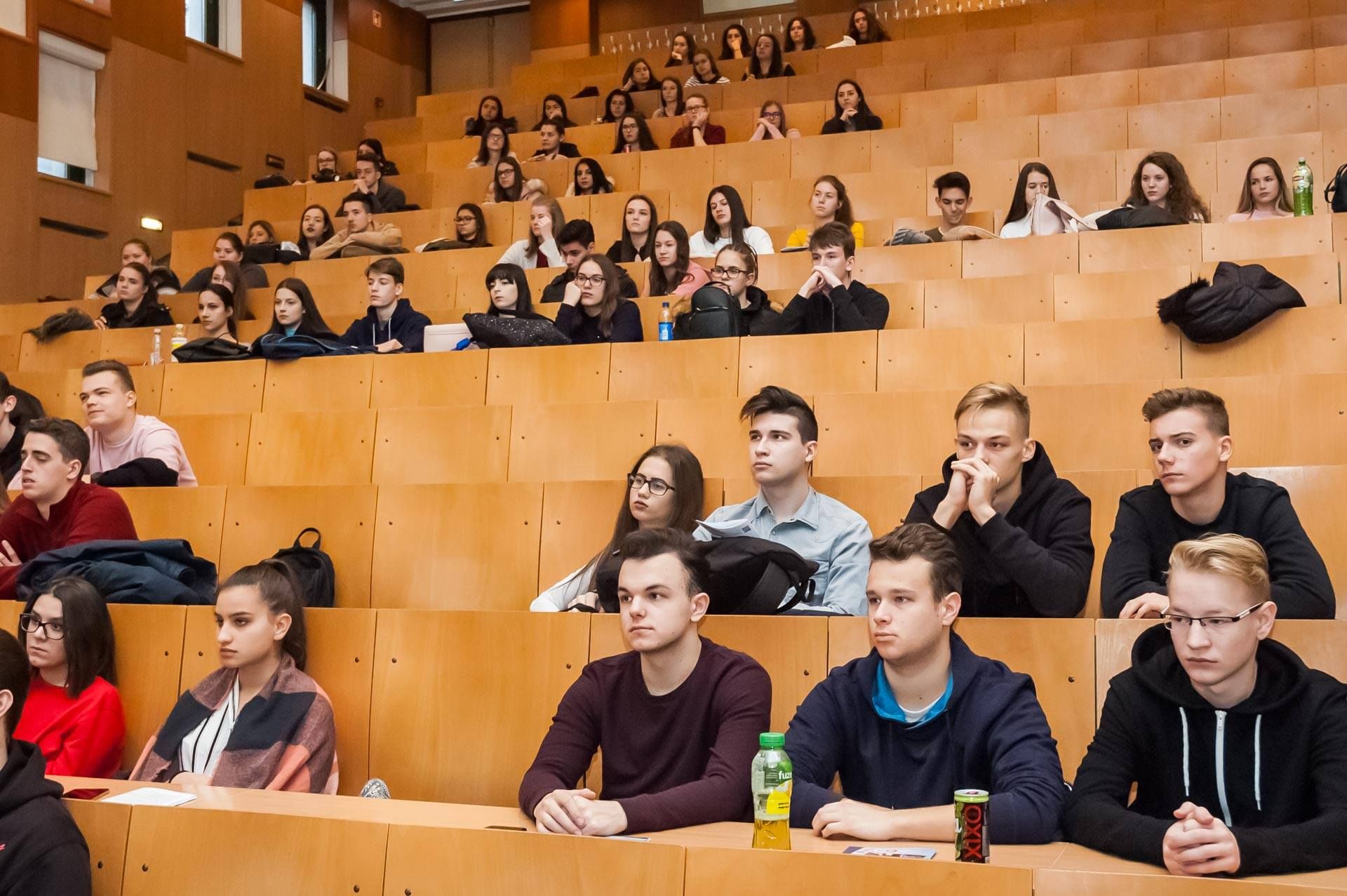 студенти студенти