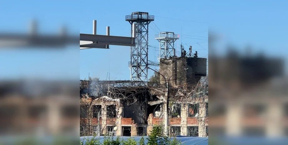 ВНИИР "Прогресс" в Чебоксарах после поражения ракеты "Фламинго"