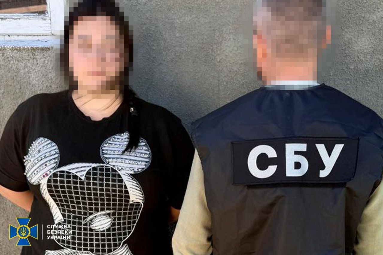 Дельцы брали от 3,5 до 38 тысяч долларов США. СБУ