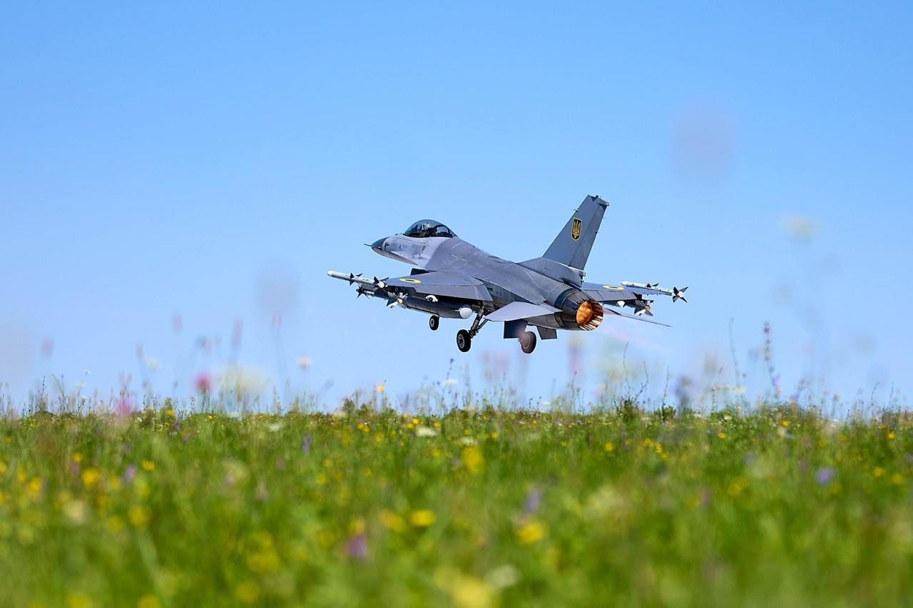 Зеленский подтвердил намерение Бельгии передать первые F-16 Украине – президент назвал сроки 1