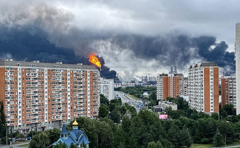 Москва 18 червня всьому світу продемонструвала, що збиваючи дрони в небі робить більше пожеж навколо, ніж міг би зробити власне дрон