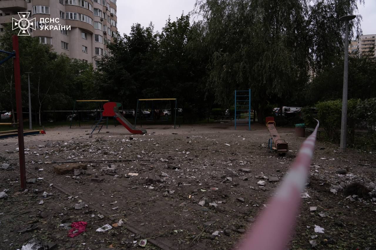 У ніч на 6 липня Київ був під масованим ударом країни-агресорки Росії У ніч на 6 липня Київ був під масованим ударом країни-агресорки Росії