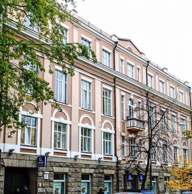 Рейтарская 37