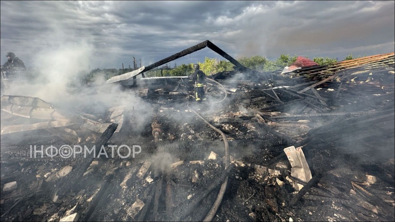 Запорізька область під масованою атакою, поранено вісьмох людей