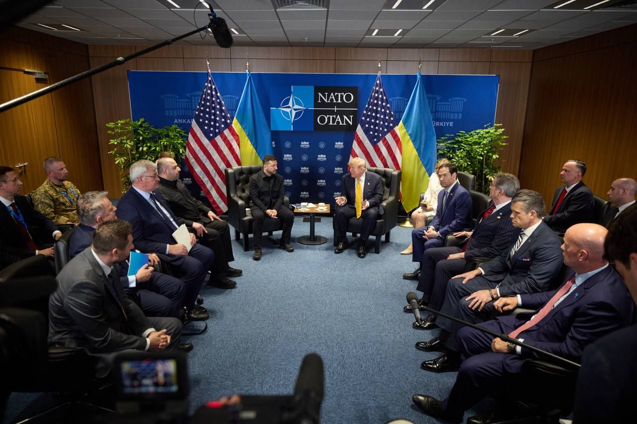 Рубио во время переговоров Трампа с Зеленским в Анкаре сидел ближе к президентам. Фото: Офис президента. Рубио во время переговоров в Анкаре