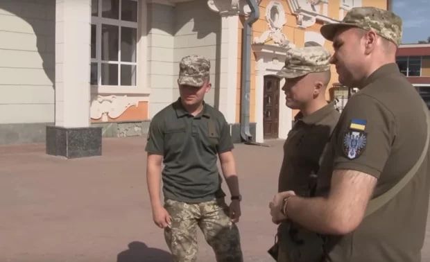 Сотрудники ТЦК Сотрудники ТЦК