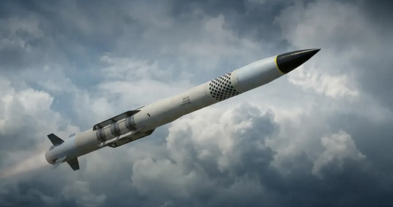 Польща дала Україні 5 ракет Patriot взамін на 50. Фото: Міноборони України ракета для Patriot