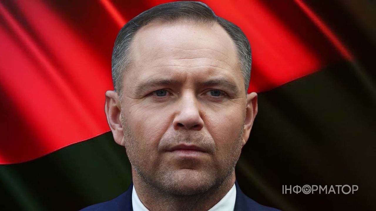 Навроцький хоче офіційно заборонити у Польщі червоно-чорний прапор ОУН-УПА