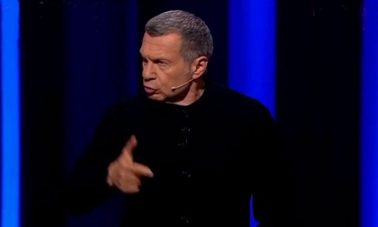 Соловьев во время вечернего эфира Соловьев во время вечернего эфира