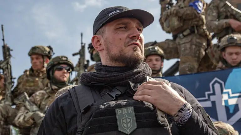 Денис Капустін Денис Капустін