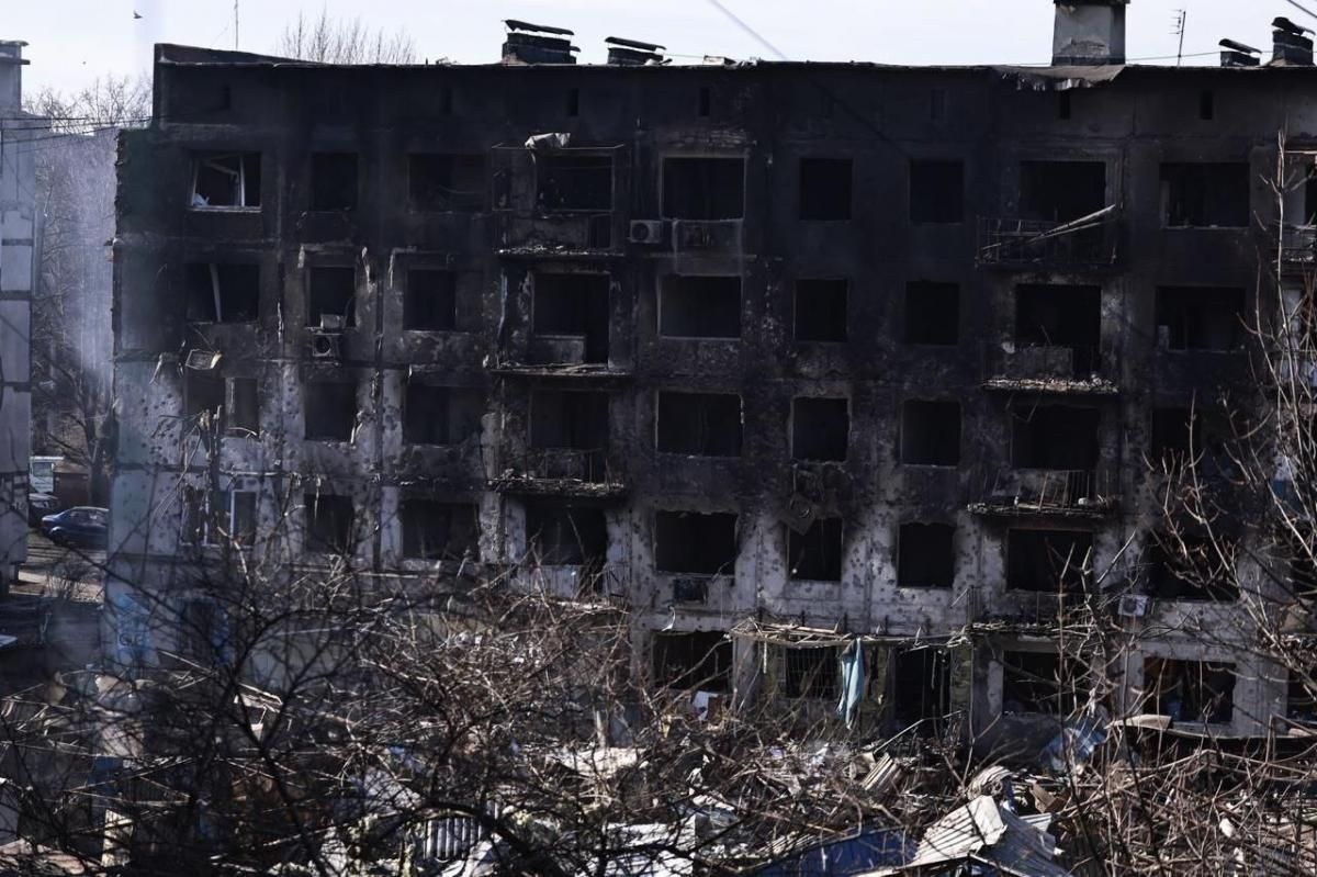 Ворог знищує Добропілля КАБами