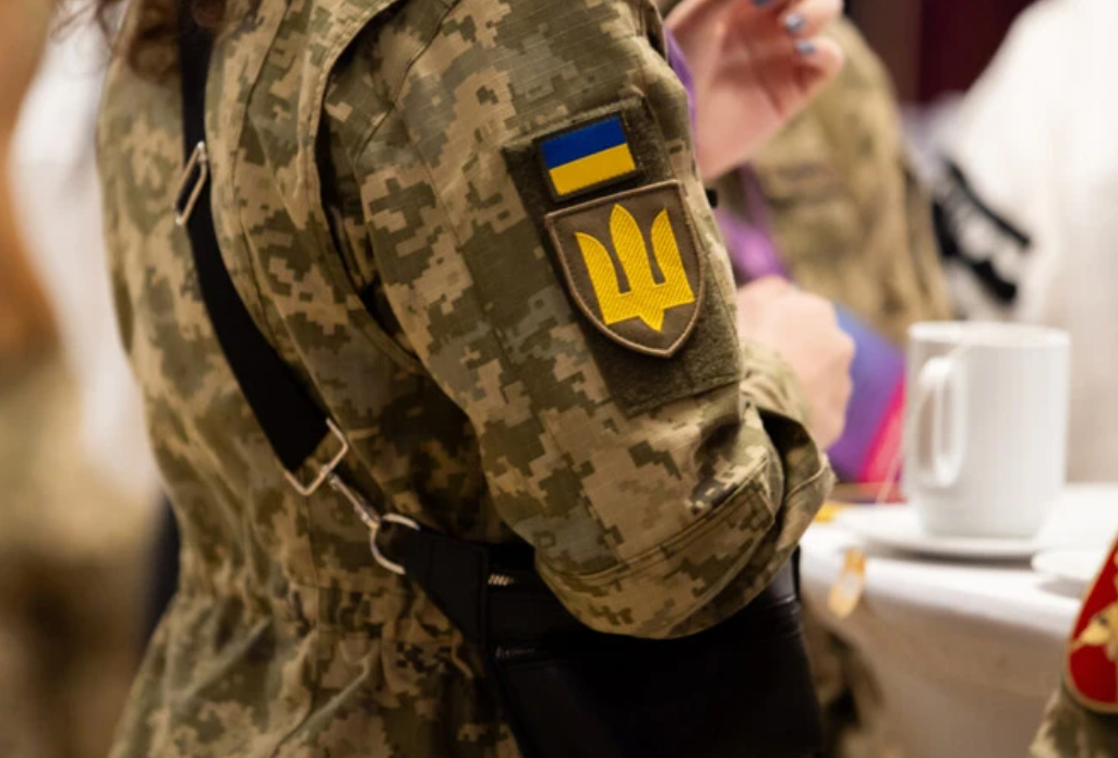 Питання мобілізації жінок ймовірно постане, вважає мер. Фото: соцмережі мобілізація жінок в Україні. Фото: соцмережі