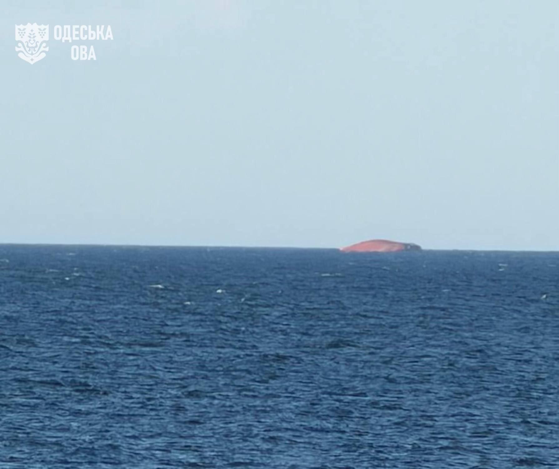 в акваторії Чорного моря поблизу узбережжя Одеси затонуло іноземне торговельне судно, яке 19 липня було атаковане російськими ракетами в акваторії Чорного моря поблизу узбережжя Одеси затонуло іноземне торговельне судно, яке 19 липня було атаковане російськими ракетами