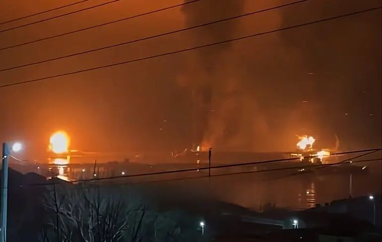 Пожежа на терміналі після атаки