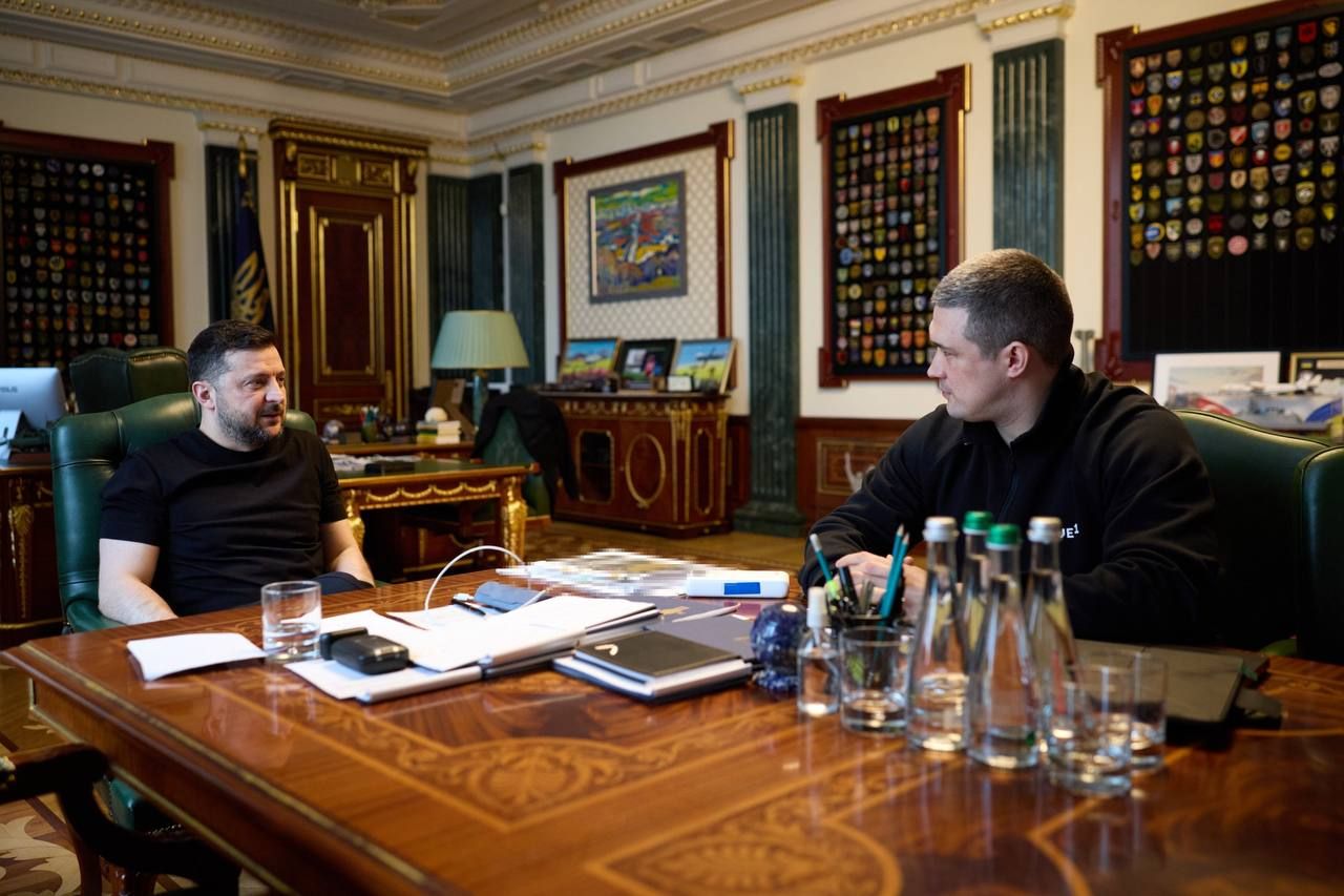 Федоров также сказал, что не вернется в правительство Зеленского, если его не восстановят в должности министра обороны Федоров Зеленский