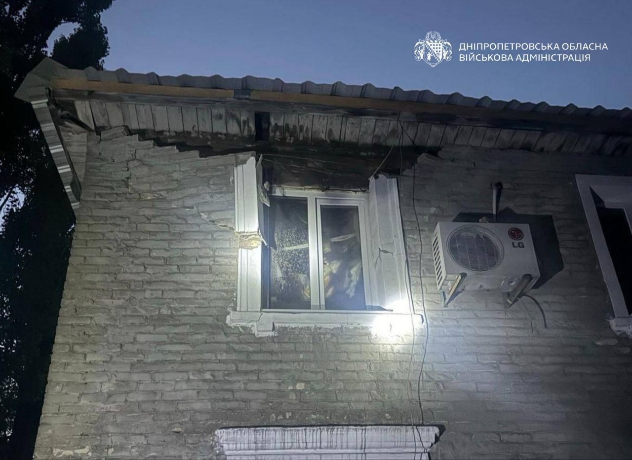 Наслідки ворожих обстрілів, джерело: Дніпропетровська ОВА