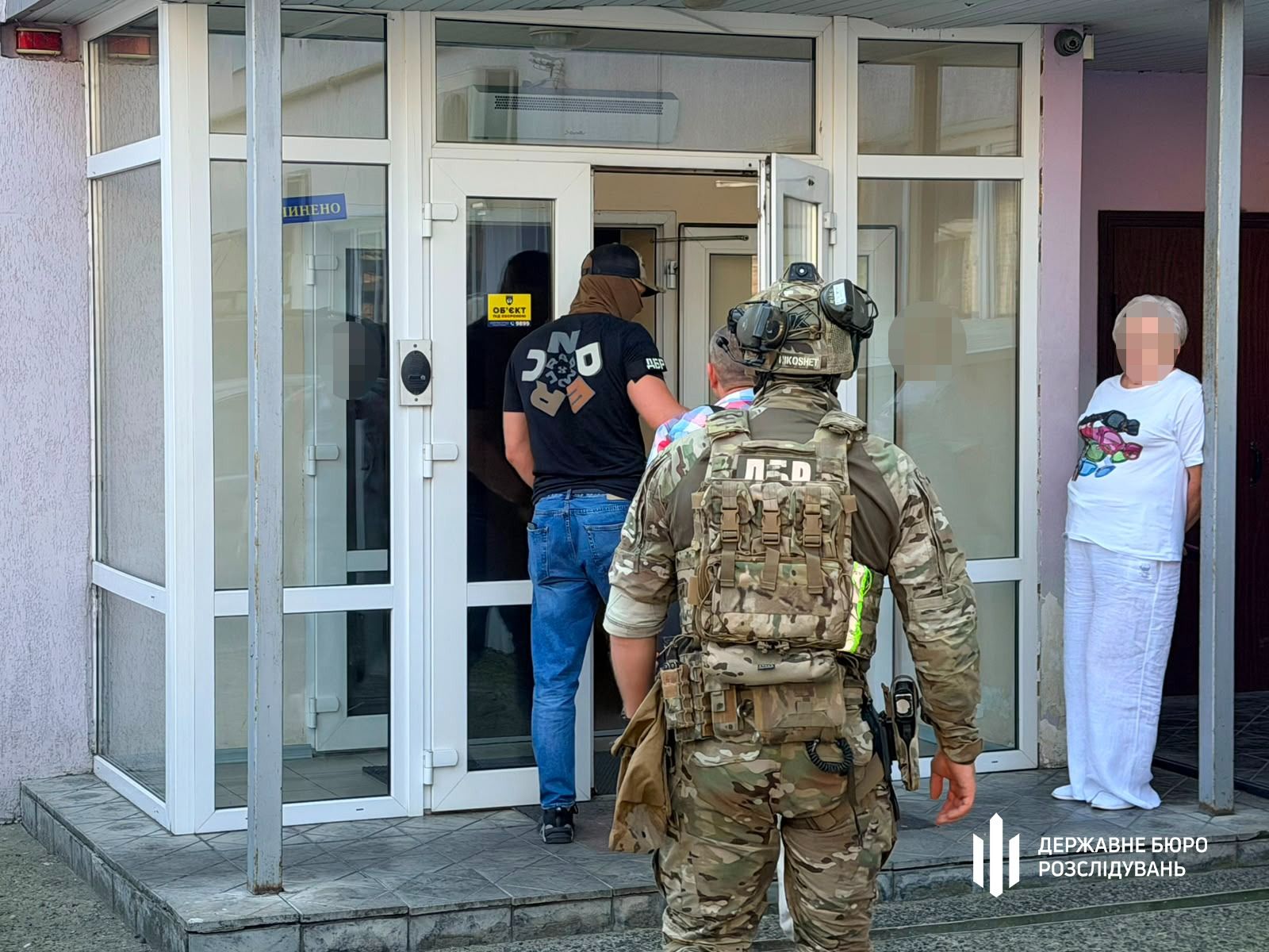 Задержанные требовали у предпринимателя 80 тыс. грн ДБР