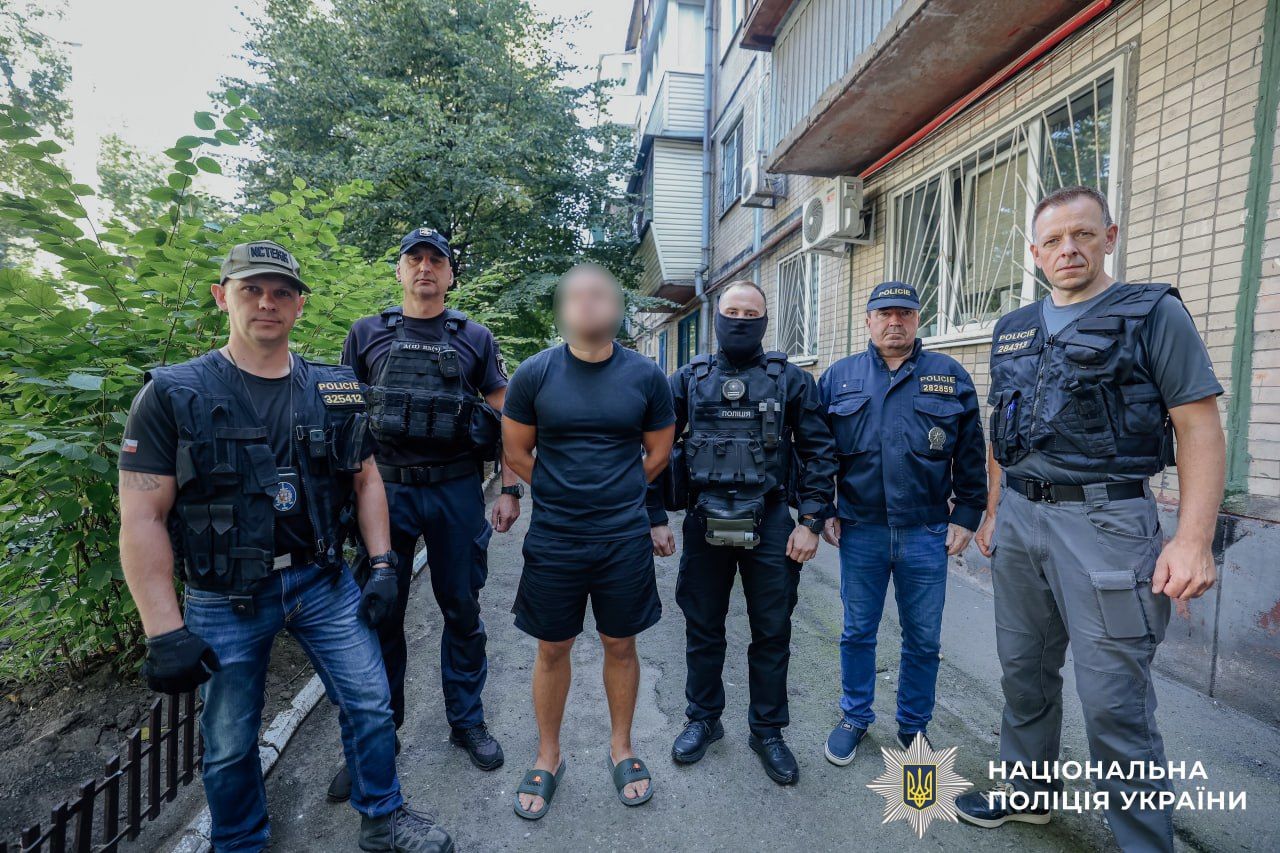 Викрито мережу кол-центрів, які ошукали громадян ЄС на 12 мільонів - спільна операція поліції України та Чехії 1
