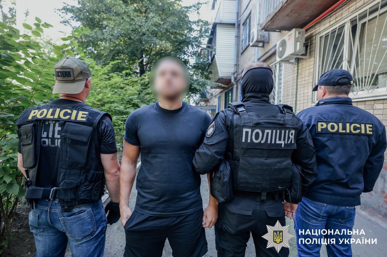 Викрито мережу кол-центрів, які ошукали громадян ЄС на 12 мільонів - спільна операція поліції України та Чехії 4