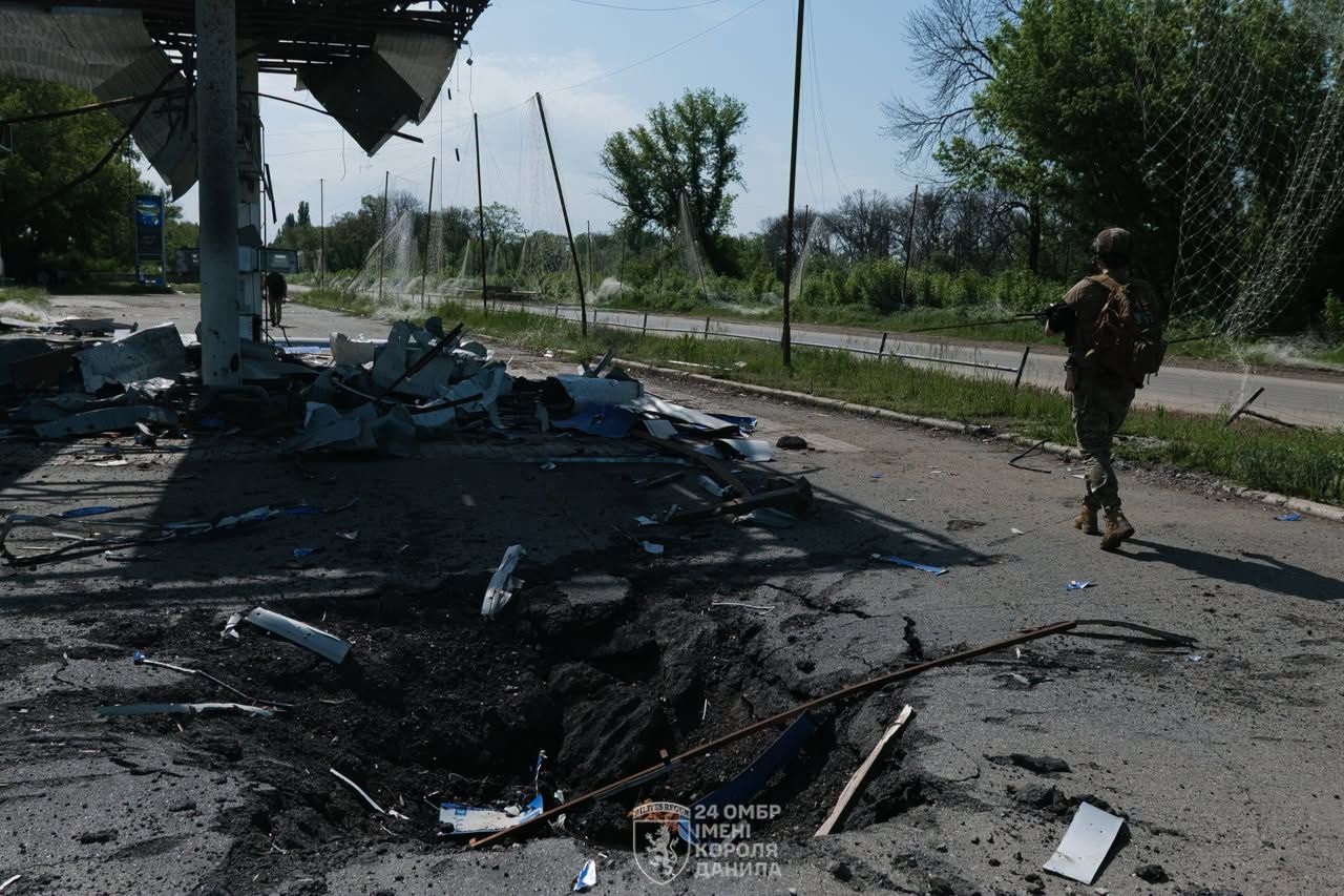 Тисячі набоїв щодня - ціна чистого неба над шляхами до Часового Яру та Костянтинівки Тисячі набоїв щодня - ціна чистого неба над шляхами до Часового Яру та Костянтинівки