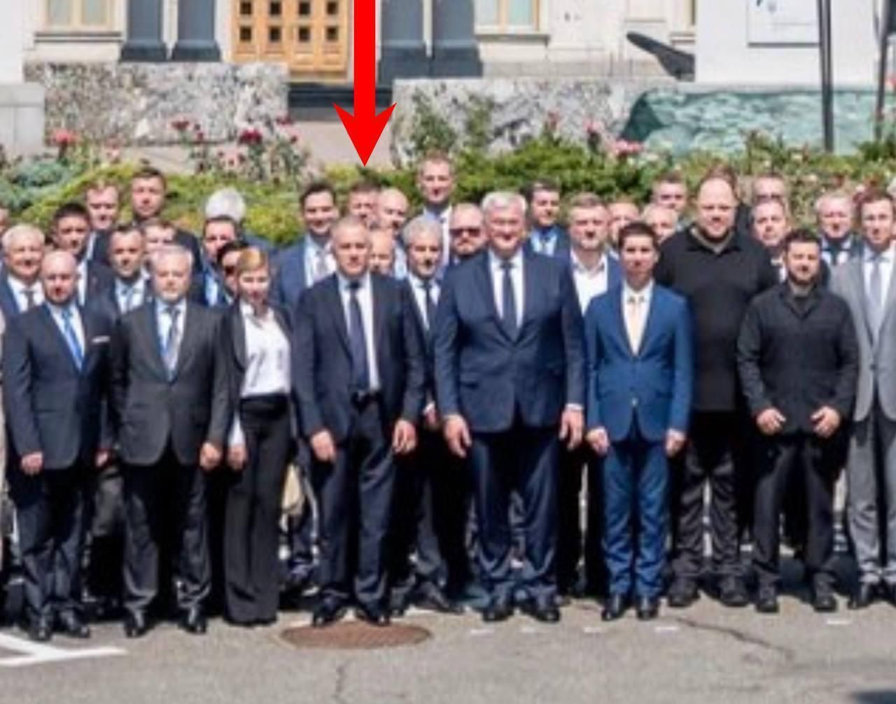 На Банковой собрались отстранить Залужного от должности - появились все признаки 3
