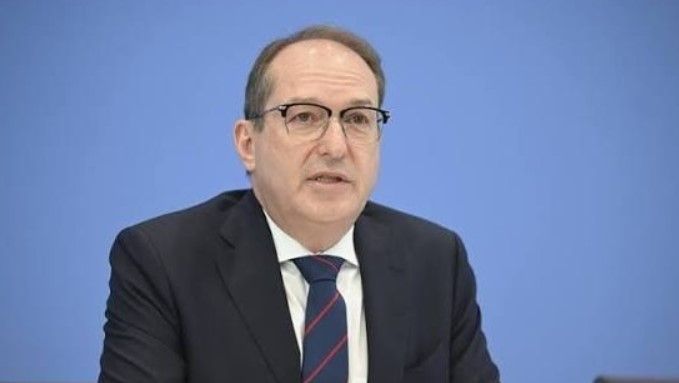 министр внутренних дел Александер Добриндт министр внутренних дел Александер Добриндт