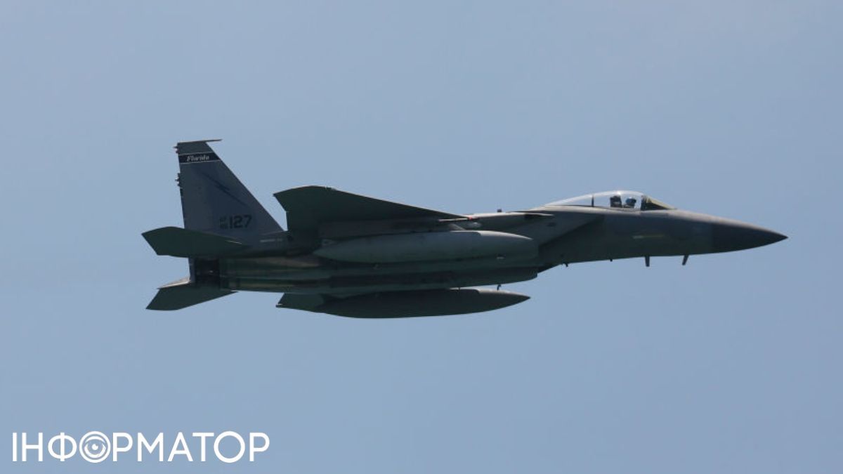 Истребитель F-15