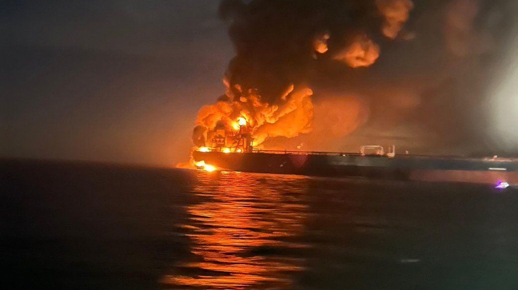 Пожар на танкере Kairos в Черном море Пожар на танкере Kairos в Черном море