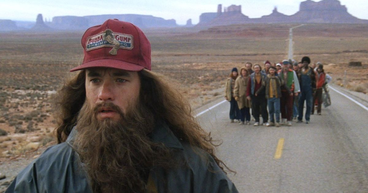 "Біжи, Форест, біжи!" (Run, Forrest, run!) - з фільму "Форрест Ґамп" (Forrest Gump, 1994) з Томом Генксом