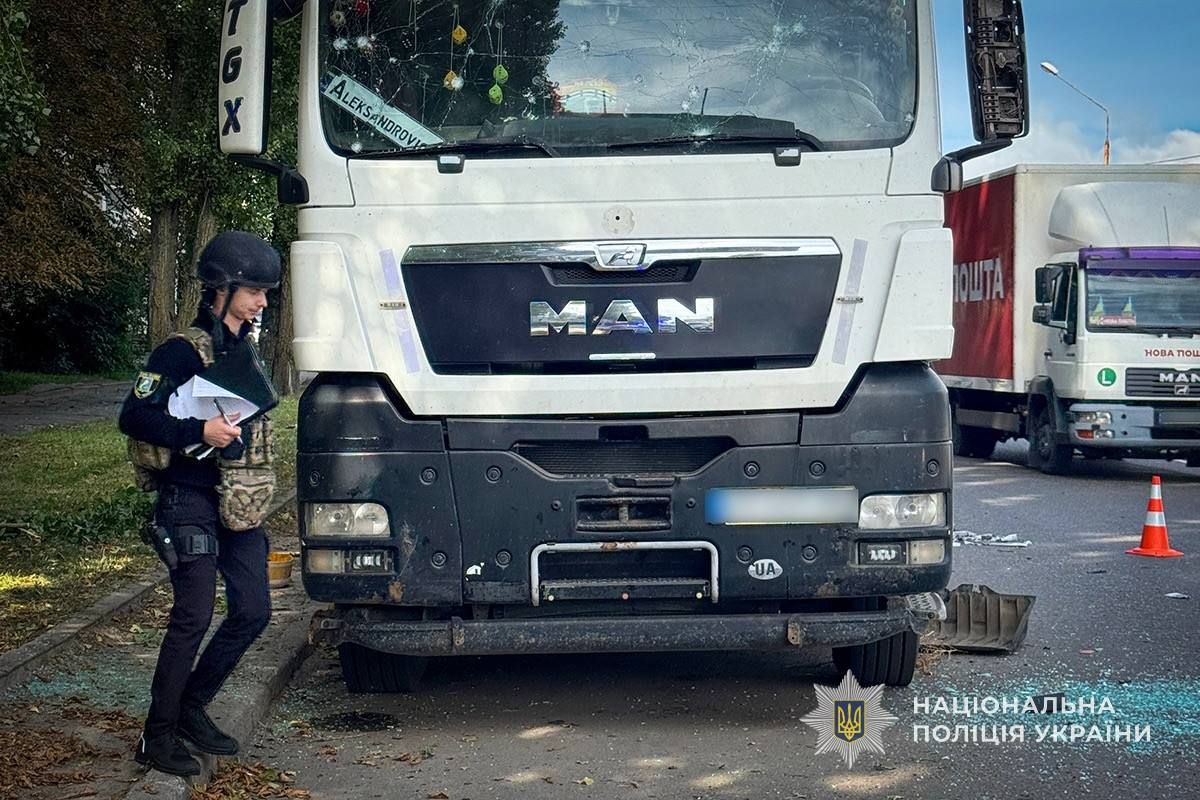 Последствия вражеской атаки, фото: полиция Сумщины Последствия вражеской атаки, фото: полиция Сумщины