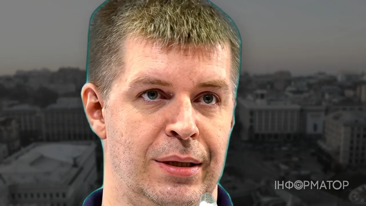 РФ замикає ряди, а в Україні - навпаки - загострюються внутрішні конфлікти та політична боротьба