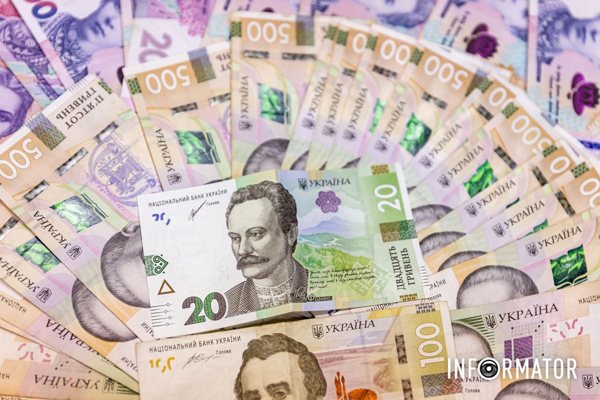 Станом на дату подання позову заборгованість зросла до 6 930 гривень - 3 500 гривень тіла кредиту та 3 430 гривень процентів, фото: Інформатор Станом на дату подання позову заборгованість зросла до 6 930 гривень - 3 500 гривень тіла кредиту та 3 430 гривень процентів, фото: Інформатор