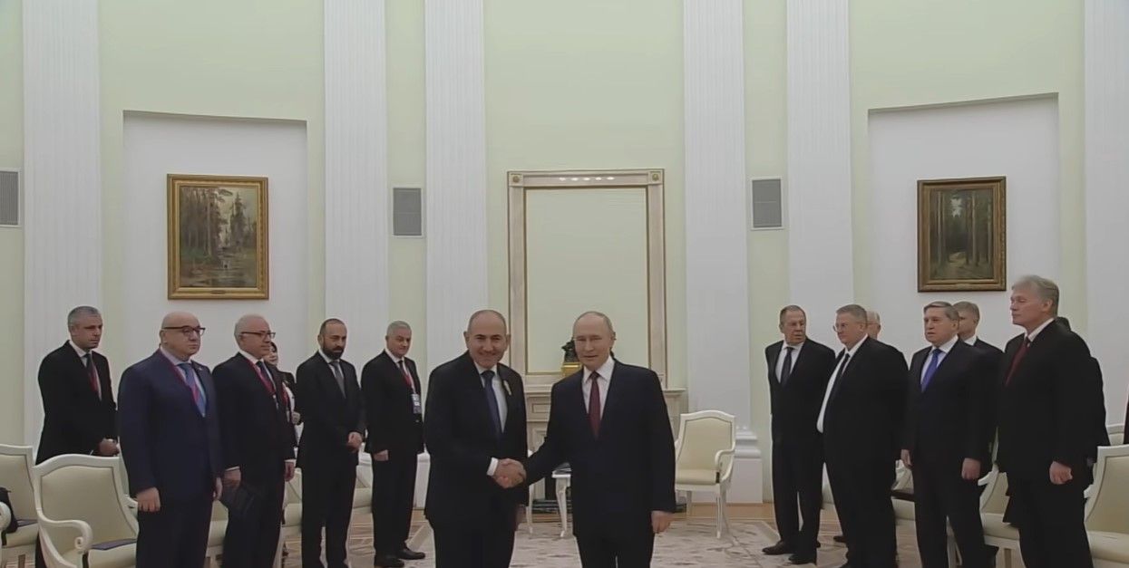 Пашинян та Путін Пашинян та Путін