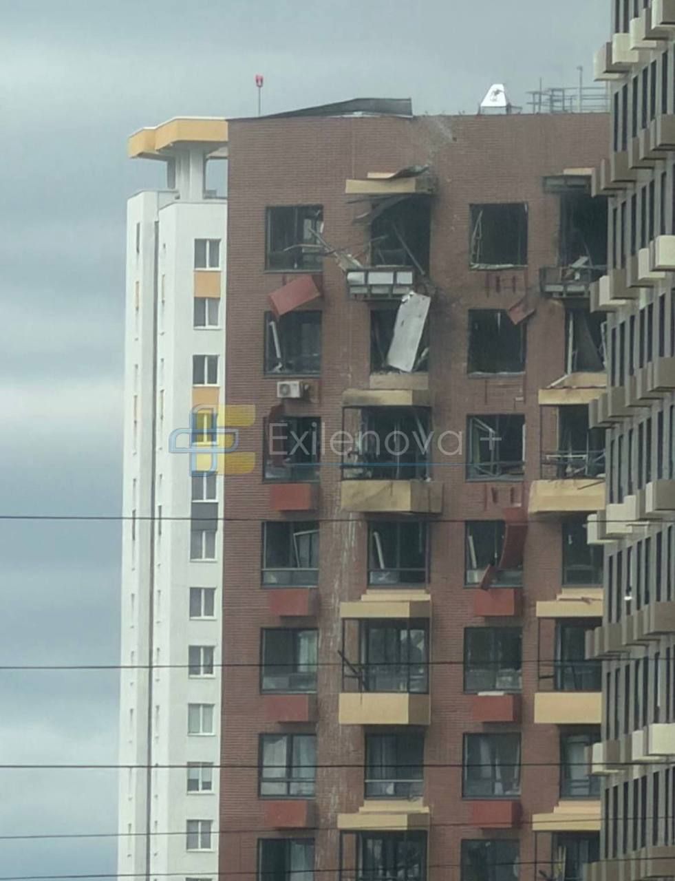 В Єкатеринбурзі димить багатоповерхівка Єкатеринбург багатоповерхівка