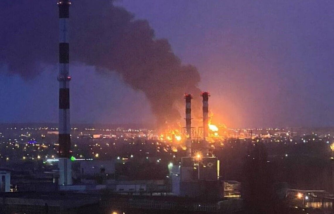 Пожар на нефтебазе Пожар на нефтебазе