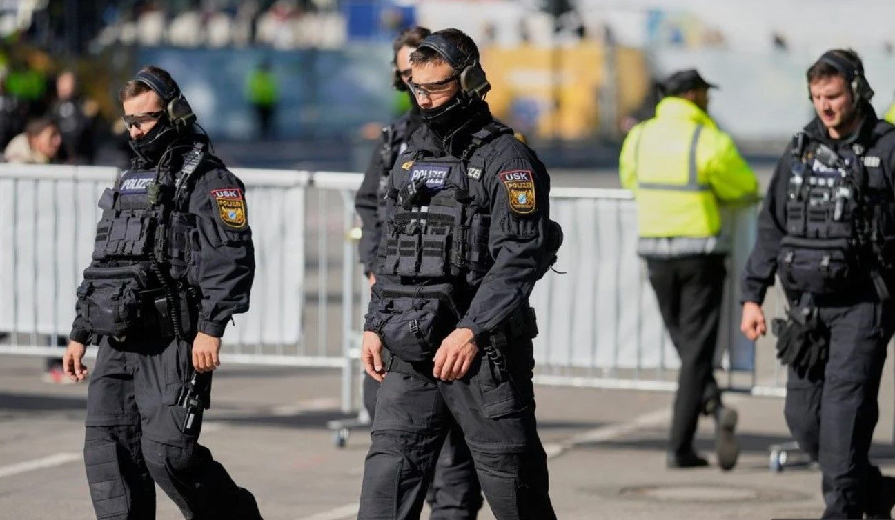 В Германии на железнодорожном вокзале раздался взрыв В Германии на железнодорожном вокзале раздался взрыв