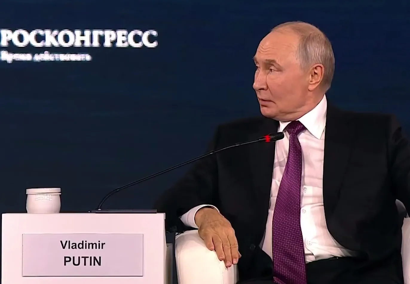 Путін заявив, що війну можна закінчити — з Україною нібито зберігаються контакти спецслужб 1