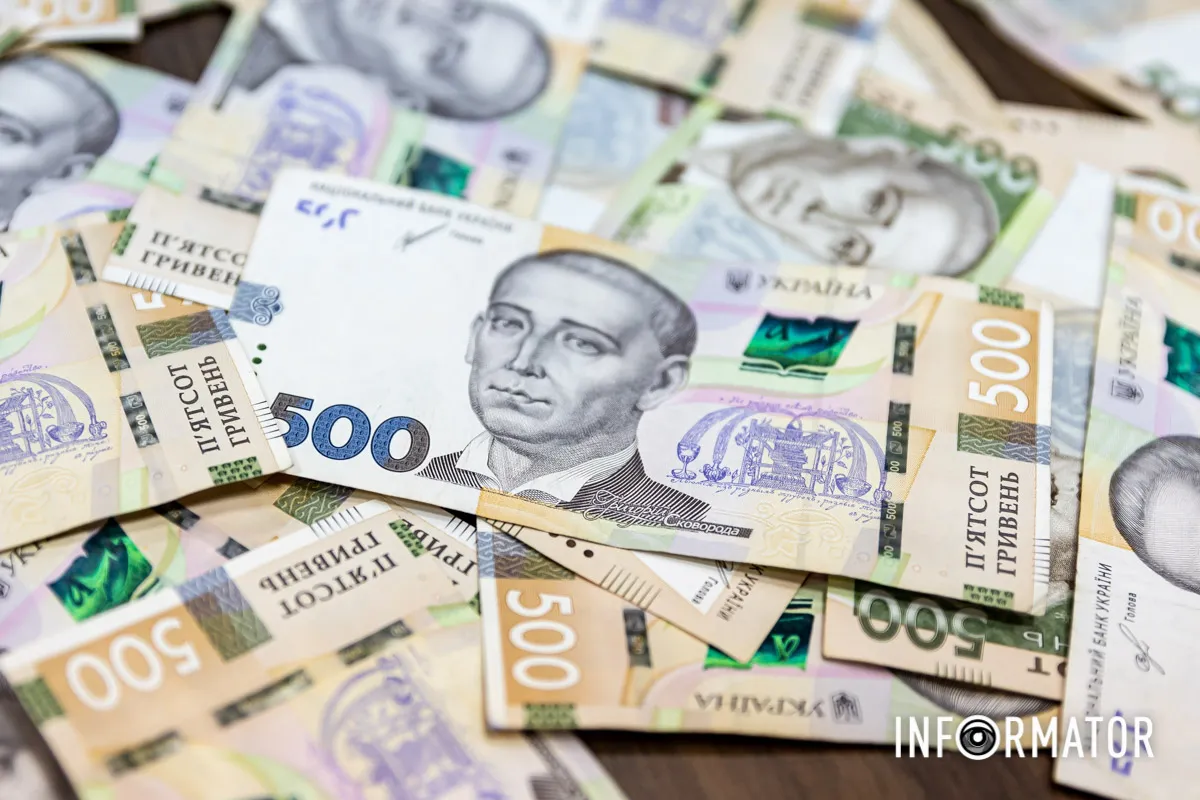На виконання умов укладеного між сторонами договору №31, замовником було сплачено 650 000,00 грн, частинами - 500 000 грн, 20 000 грн, 45 000 грн, 29 000 грн, 36 000 грн та 20 000 грн окремими платежами з 27 по 30 вересня 2022 року