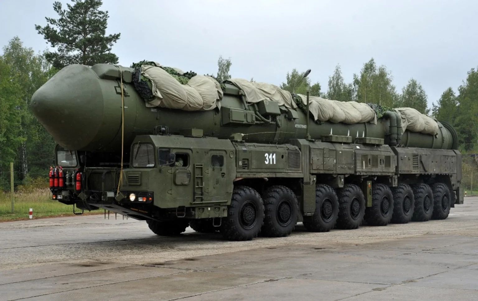 Российский ракетный комплекс "Орешник". Фото из открытых источников