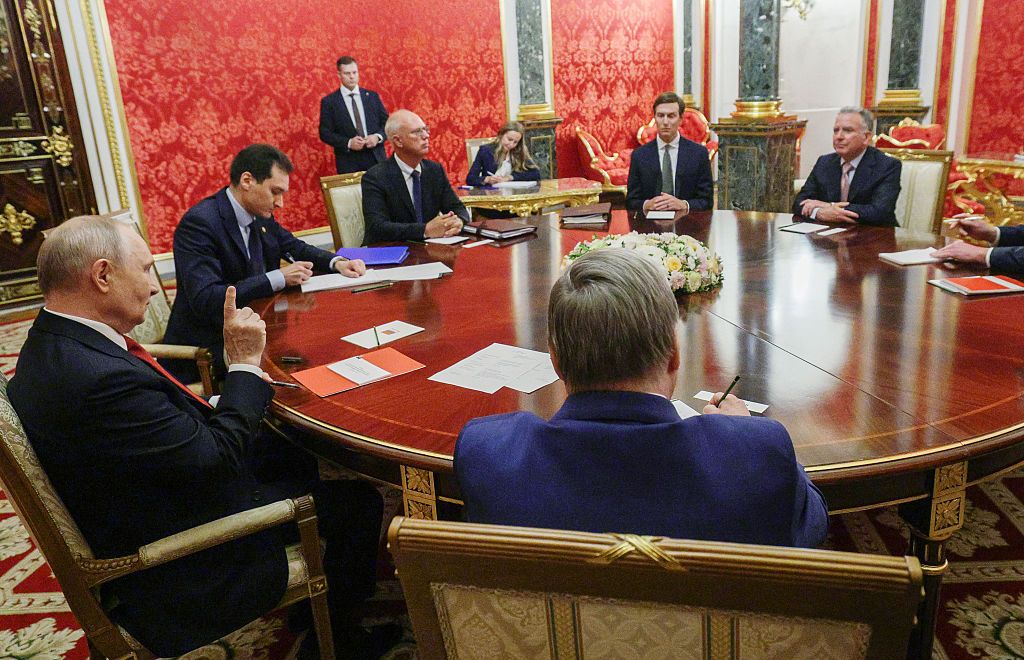 Трамп повідомив про угоду Путіна щодо України після візиту Кушнета та Віткоффа. Фото: Getty Images