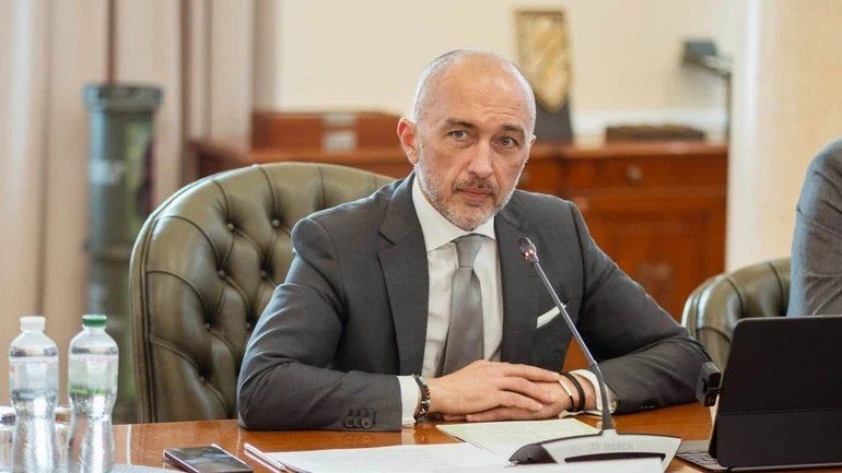 Голова Національного банку України Андрій Пишний Голова Національного банку України Андрій Пишний