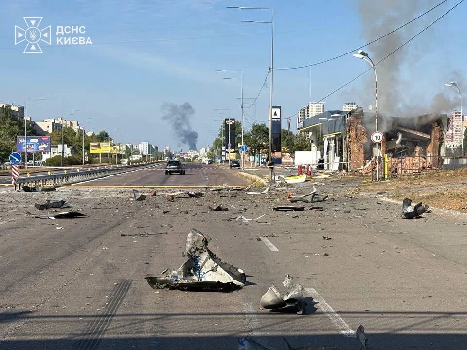 протягом 11 вересня внаслідок ударів по заправках у Києві загинули двоє людей