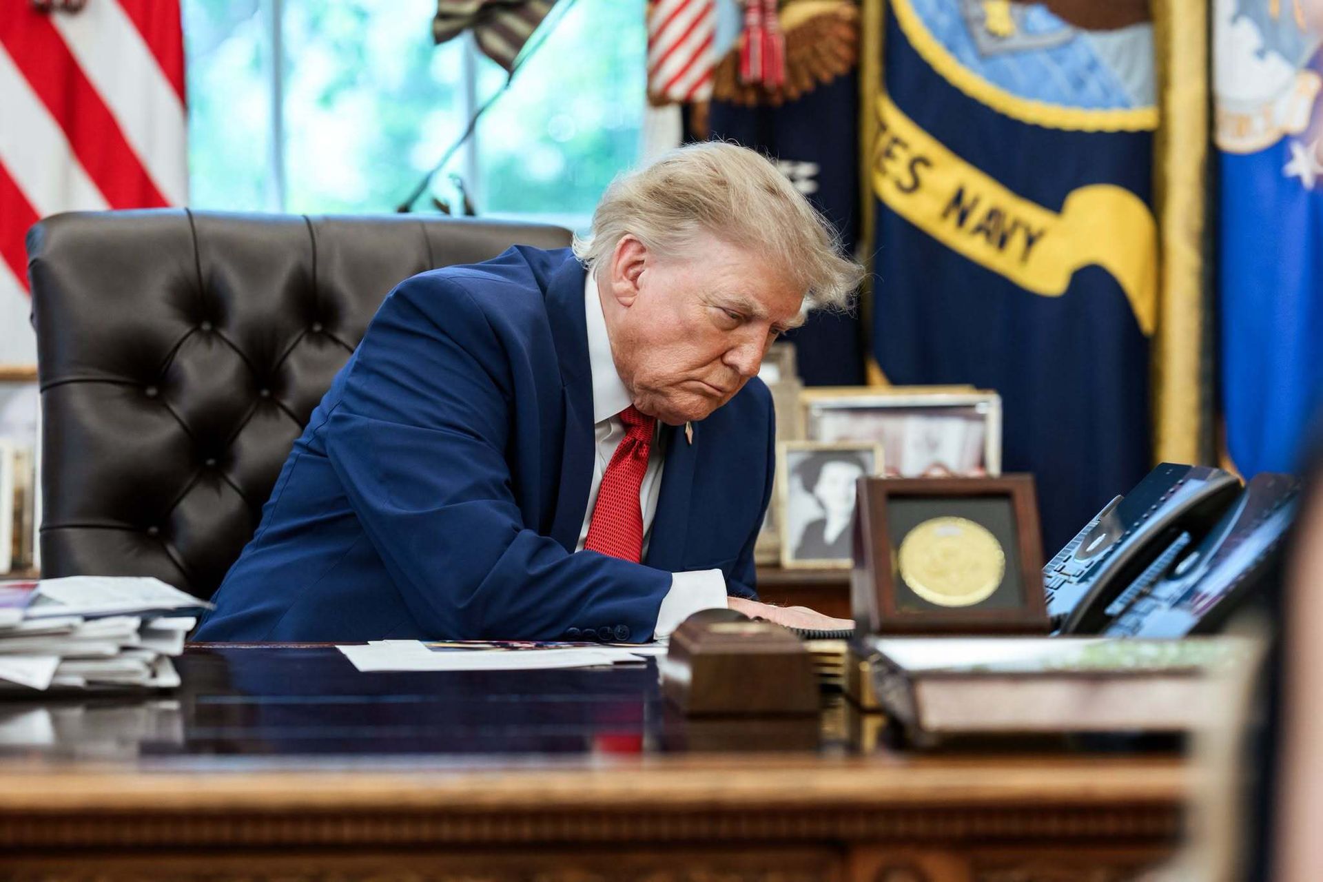 Трамп підпише закон про санкції проти Росії, фото: Білий дім Трамп підпише закон про санкції проти Росії, фото: Білий дім