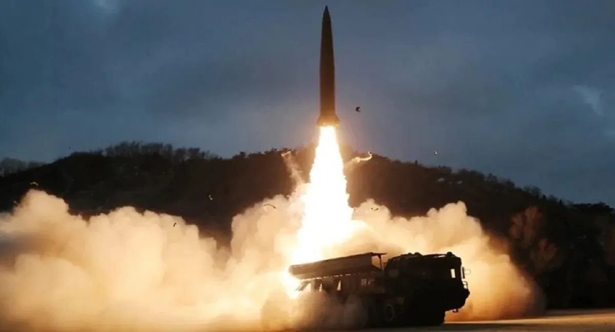 КНДР випробувала KN-23 на незвичній висоті: це може ускладнити роботу Patriot КНДР випробувала KN-23 на незвичній висоті: це може ускладнити роботу Patriot