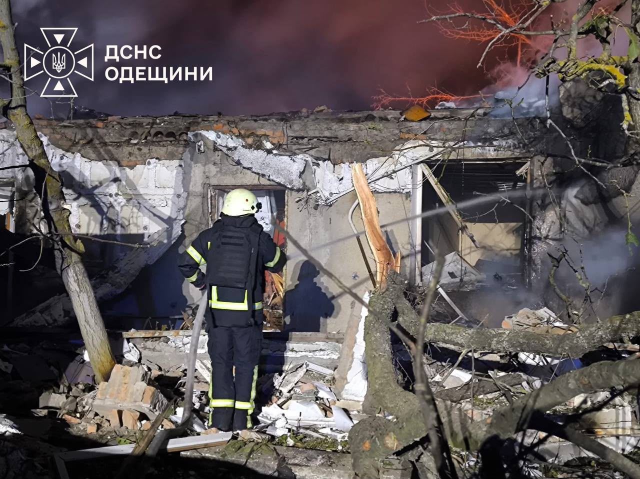 Последствия ночного удара по Одесской области. Фото: ГСЧС Последствия ночного удара по Одесской области. Фото: ГСЧС