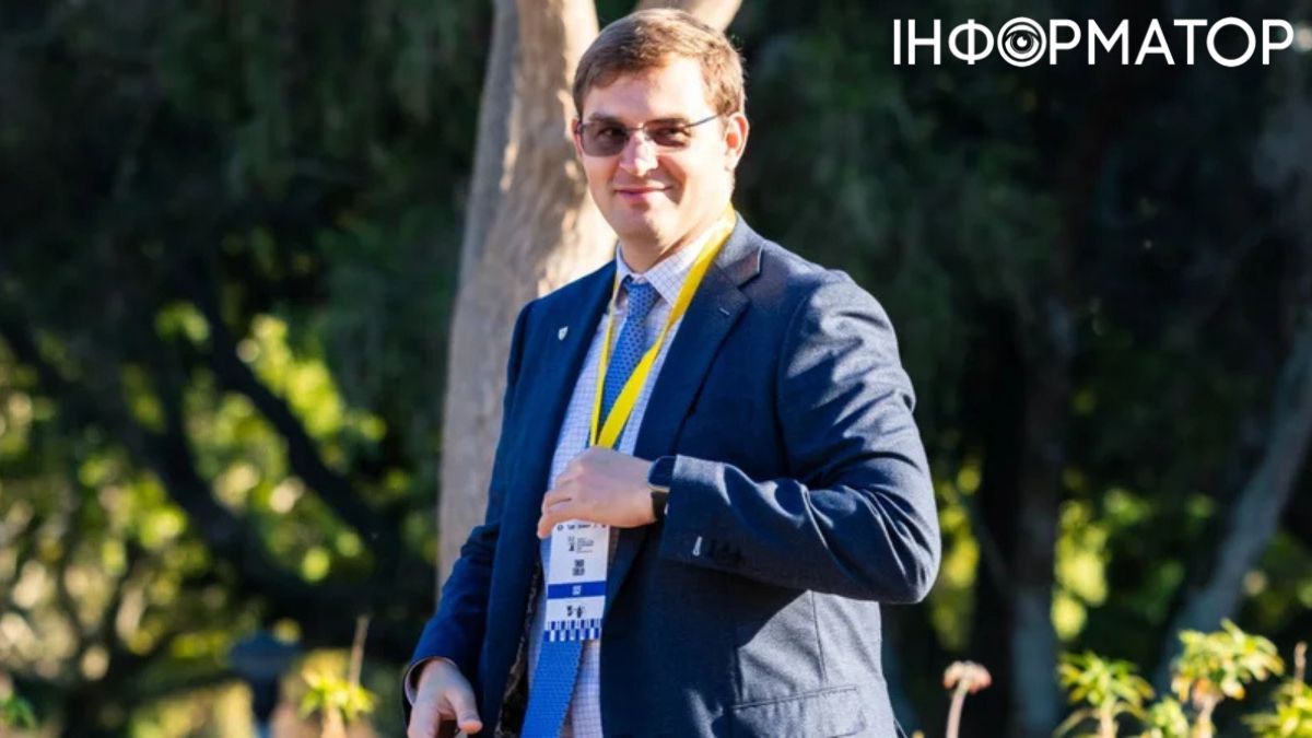 Підсканкційний ексросіянин Турлов, якого підтримав Подоляк, все ж став президентом ФІДЕ