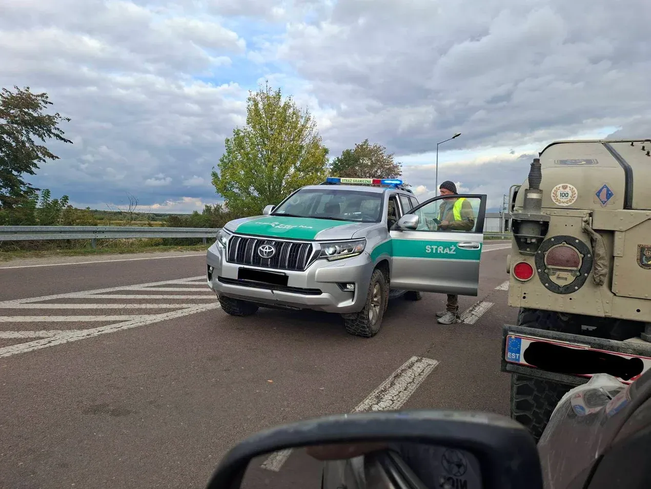 Пограничники